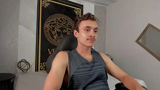 Snapshot of Desmon_Clark chatting on 02/09/25, 11:46 Desmon Clark online show from 02/09/25, 11:46