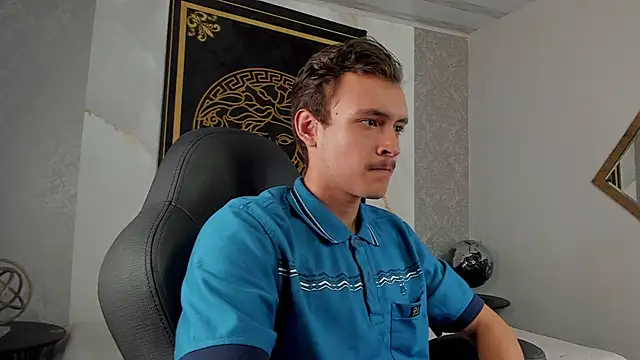 Snapshot of Desmon_Clark chatting on 02/12/25, 09:54 Desmon Clark online show from 02/12/25, 09:54