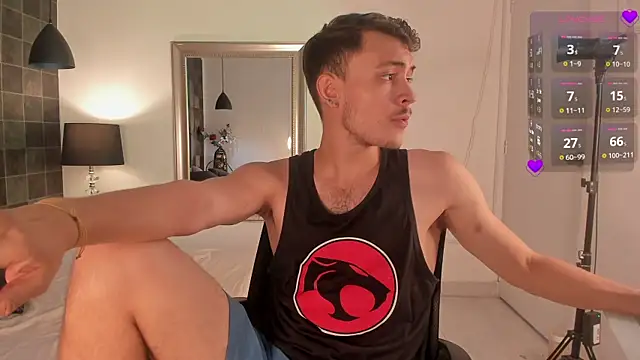 Snapshot of Desmon_Clark chatting on 03/07/25, 09:06 Desmon Clark online show from 03/07/25, 09:06