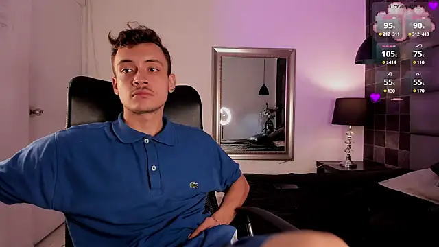 Snapshot of Desmon_Clark chatting on 03/21/25, 09:34 Desmon Clark online show from 03/21/25, 09:34