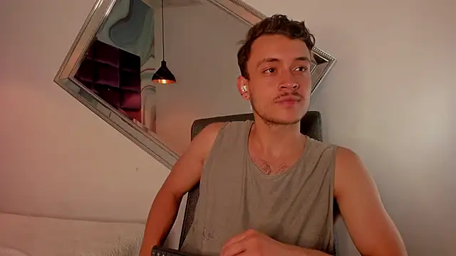 Snapshot of Desmon_Clark chatting on 09/12/25, 11:26 Desmon Clark online show from 09/12/25, 11:26