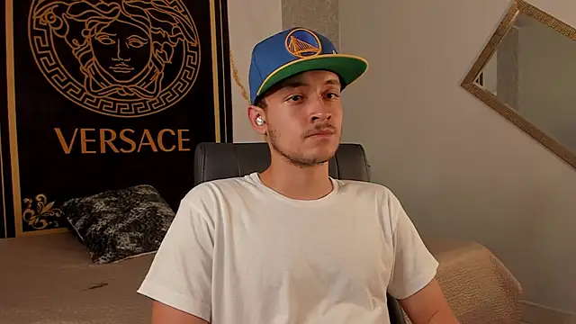 Snapshot of Desmon_Clark chatting on 09/23/25, 09:29 Desmon Clark online show from 09/23/25, 09:29