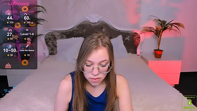 LayriantaVee online show from 01/17/25, 10:11