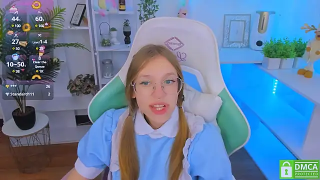 LayriantaVee online show from 01/18/25, 11:00