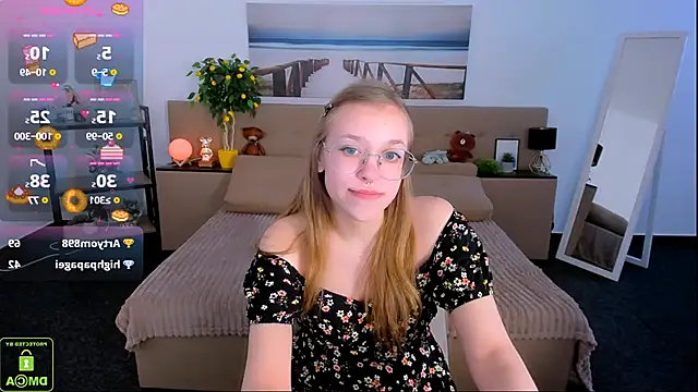 LayriantaVee online show from 02/13/25, 10:12