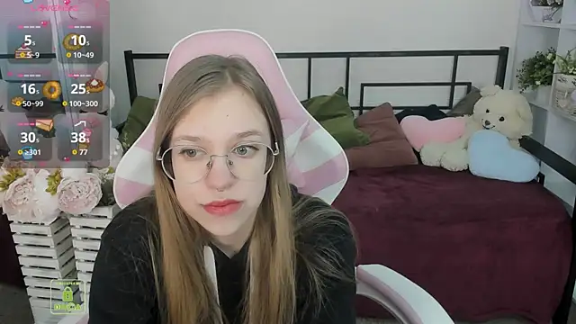 LayriantaVee online show from 04/19/26, 06:13
