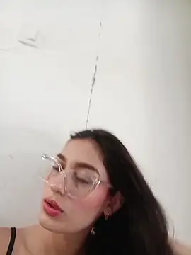 Ary-18 online show from 10/28/25, 01:36