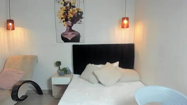 Scarlett  bell online show from 01/16/25, 06:16