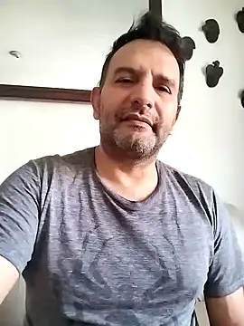 RogueTraveler online show from 01/13/25, 02:42