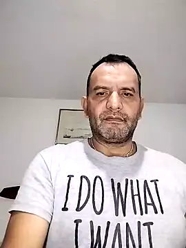 RogueTraveler online show from 09/21/25, 04:25