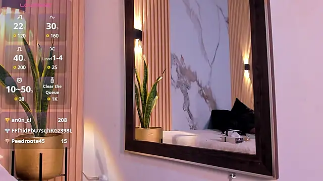 valentina lux online show from 02/22/25, 09:23