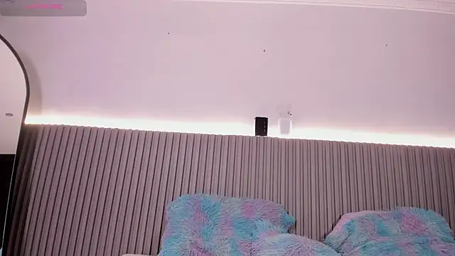 valentina lux online show from 01/05/26, 07:06