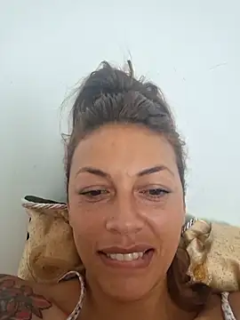 Hanna Charming online show from 04/19/26, 03:11