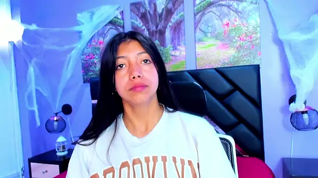 KimberlyVillaLobos online show from 10/27/25, 11:36