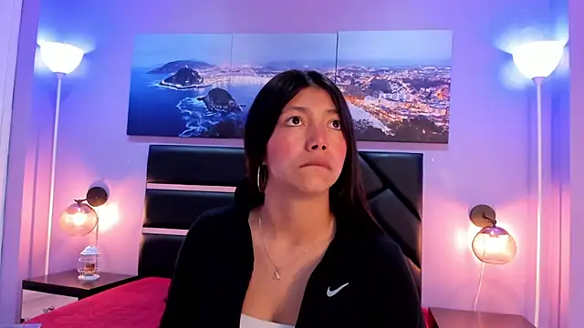 KimberlyVillaLobos online show from 04/15/26, 11:28