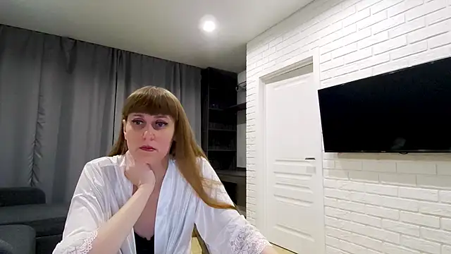 Daniella Lorente online show from 04/06/26, 07:48