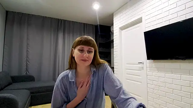 Snapshot of Daniella_Lorente chatting on 05/15/26, 11:45 Daniella Lorente online show from 05/15/26, 11:45