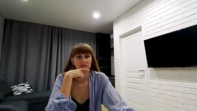Snapshot of Daniella_Lorente chatting on 06/28/26, 09:43 Daniella Lorente online show from 06/28/26, 09:43