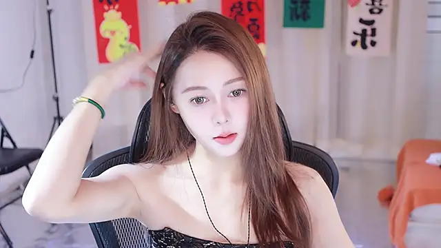 Snapshot of Roseonly_ chatting on 03/08/25, 03:28 Roseonly  online show from 03/08/25, 03:28