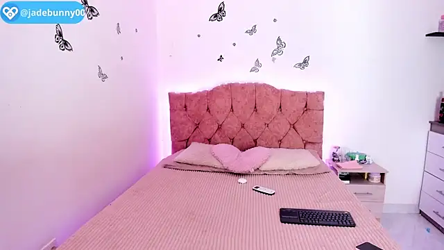 jade dakota   online show from 09/12/25, 06:52