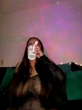 soofy   online show from 11/12/25, 03:18