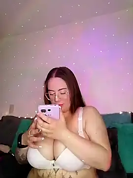 soofy   online show from 11/20/25, 03:28