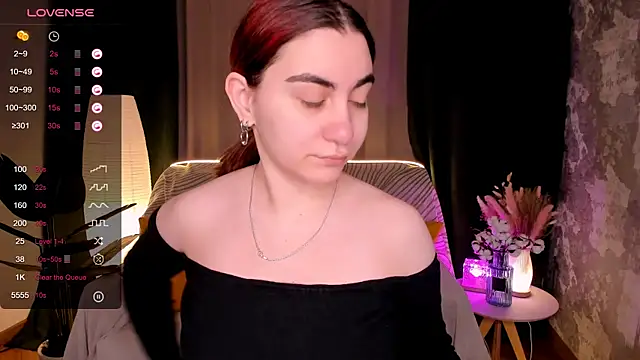 hannacheekss  online show from 03/07/26, 01:57