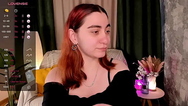 hannacheekss  online show from 03/24/26, 02:05