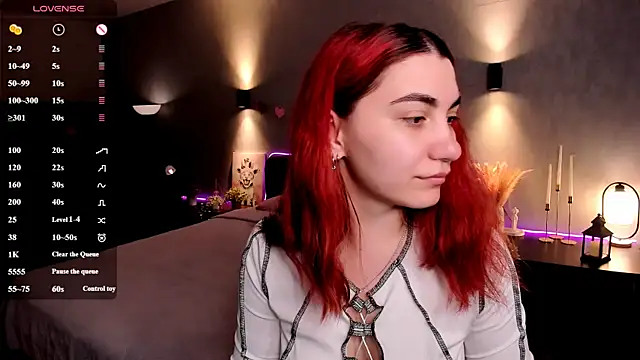 Snapshot of hannacheekss_ chatting on 07/06/26, 02:08 hannacheekss online show from 07/06/26, 02:08