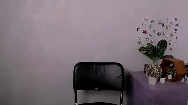 AliceSexyyy  online show from 04/06/26, 03:15