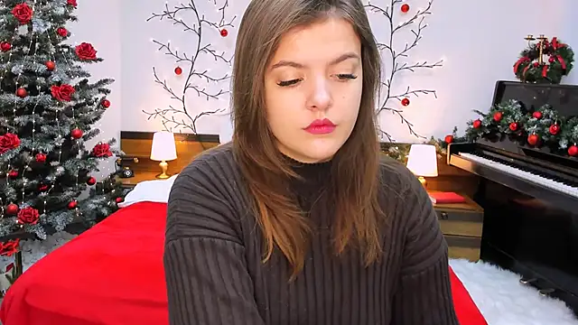 Snapshot of showmeparadise chatting on 12/14/24, 09:07 showmeparadise online show from 12/14/24, 09:07