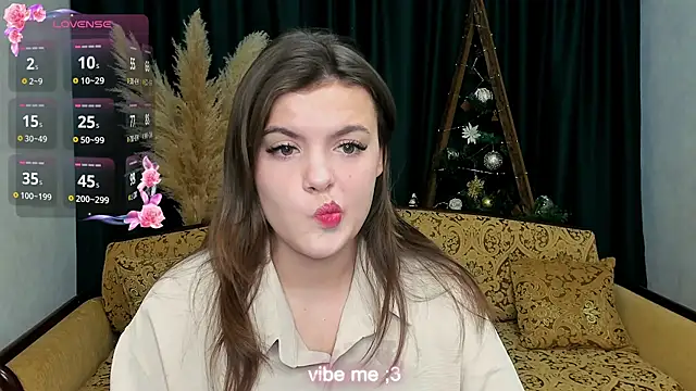 Snapshot of showmeparadise chatting on 01/04/25, 09:43 showmeparadise online show from 01/04/25, 09:43