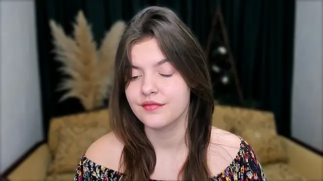 Snapshot of showmeparadise chatting on 02/24/25, 09:32 showmeparadise online show from 02/24/25, 09:32