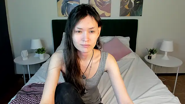 Emily Strikeee online show from 01/27/25, 09:44