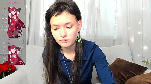 Emily Strikeee online show from 03/04/25, 09:40