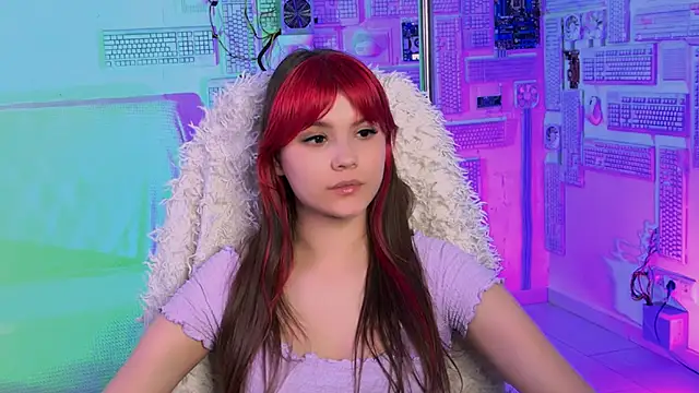 Snapshot of EvaThopson chatting on 05/22/26, 12:55 EvaThopson online show from 05/22/26, 12:55