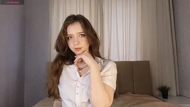 KellyAdderiy online show from 03/02/25, 04:39