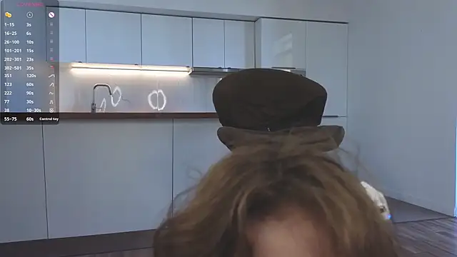 KellyAdderiy online show from 04/06/26, 04:46