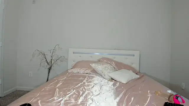 marianaferrero online show from 02/12/25, 05:16