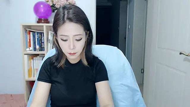 Snapshot of SuSushi728 chatting on 05/28/26, 03:53 SuSushi728 online show from 05/28/26, 03:53