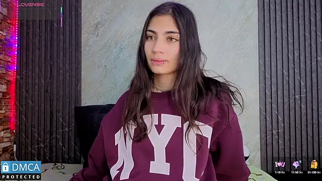 SolBeaumont1 online show from 09/08/25, 07:02