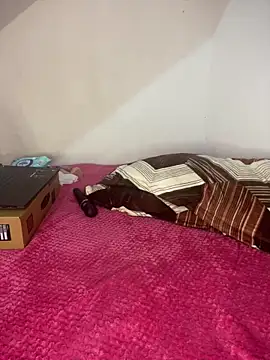 mia  fernandez online show from 03/08/26, 12:52