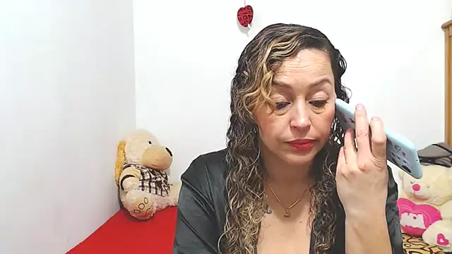 ariellth online show from 11/07/25, 04:29