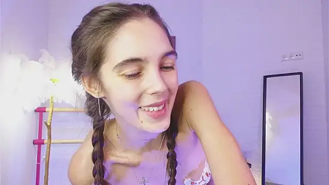 lylylovesyou online show from 12/24/24, 08:44