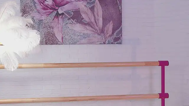 lylylovesyou online show from 02/23/25, 09:00