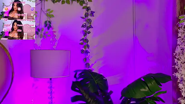 NahiaraReina online show from 04/08/26, 01:55