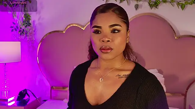 Snapshot of NahiaraReina chatting on 07/11/26, 01:14 NahiaraReina online show from 07/11/26, 01:14