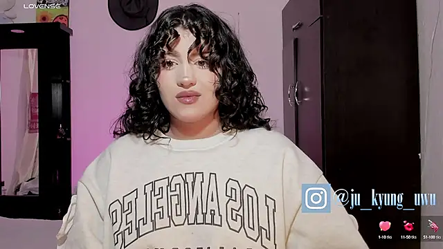 Ju Kyung online show from 12/17/24, 04:34