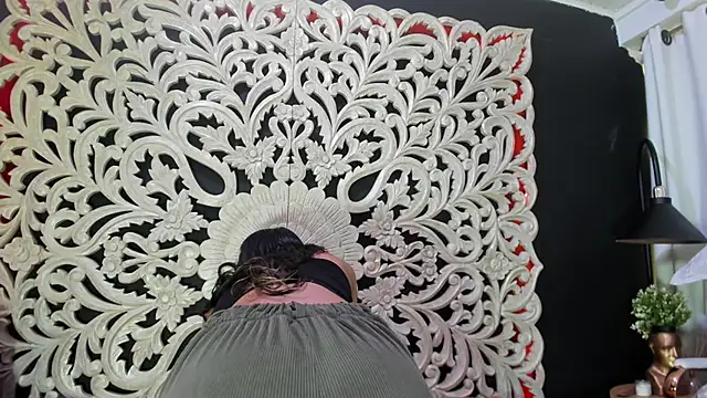 Snapshot of Mindy_sweety chatting on 12/22/25, 12:02 Mindy sweety online show from 12/22/25, 12:02