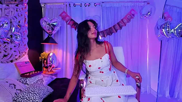 Snapshot of Mindy_sweety chatting on 02/12/26, 02:01 Mindy sweety online show from 02/12/26, 02:01